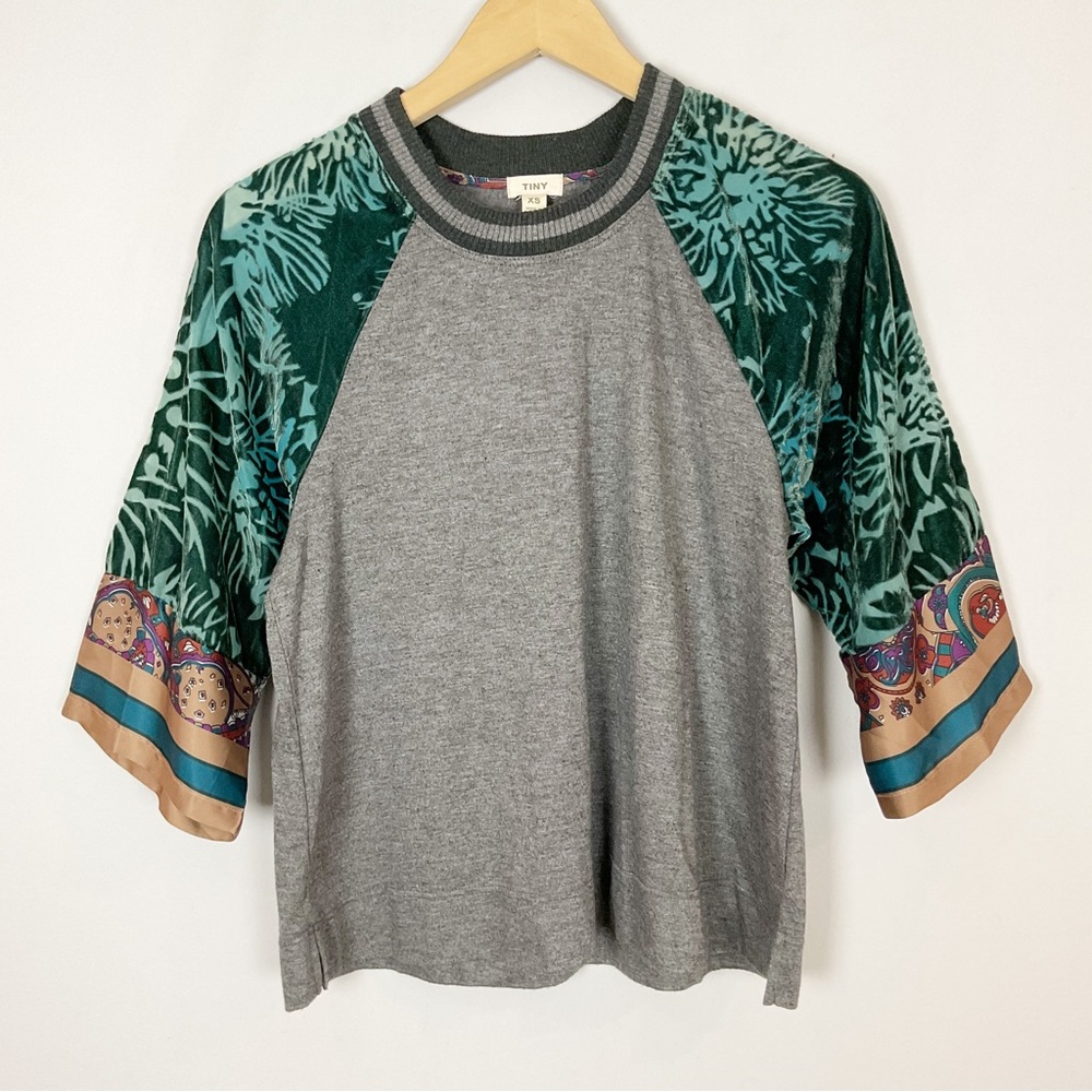 Anthropologie Tiny Cassidy Velvet Sleeve Top - Picture 3 of 6